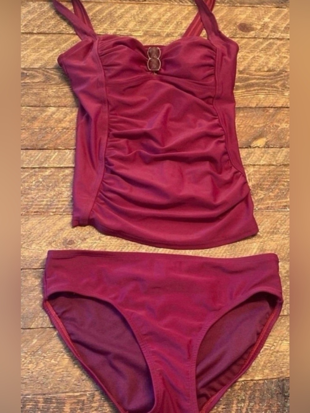 Women’s 2-piece Ruched Burgundy Tankini Swim Set (Size M)